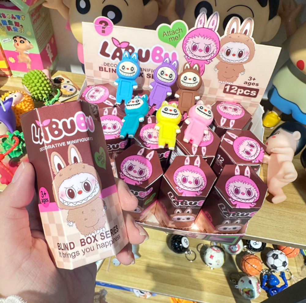 Фигурка на телефон "Surprise Labubu"