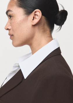 Прямой костюмный блейзер