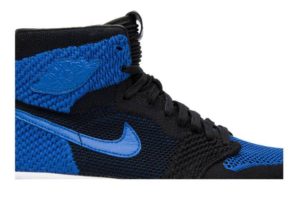 Flyknit royal 1 hotsell
