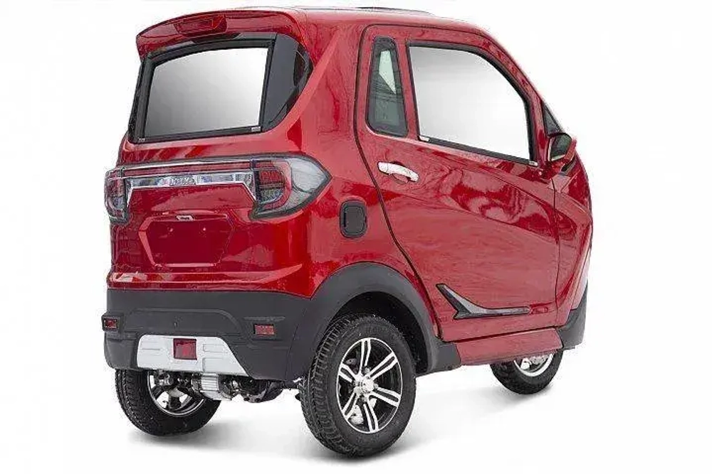 Трицикл Rutrike Кабина