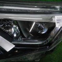 Фара левая Toyota Rav 4 CA40 (2015-2019) LED