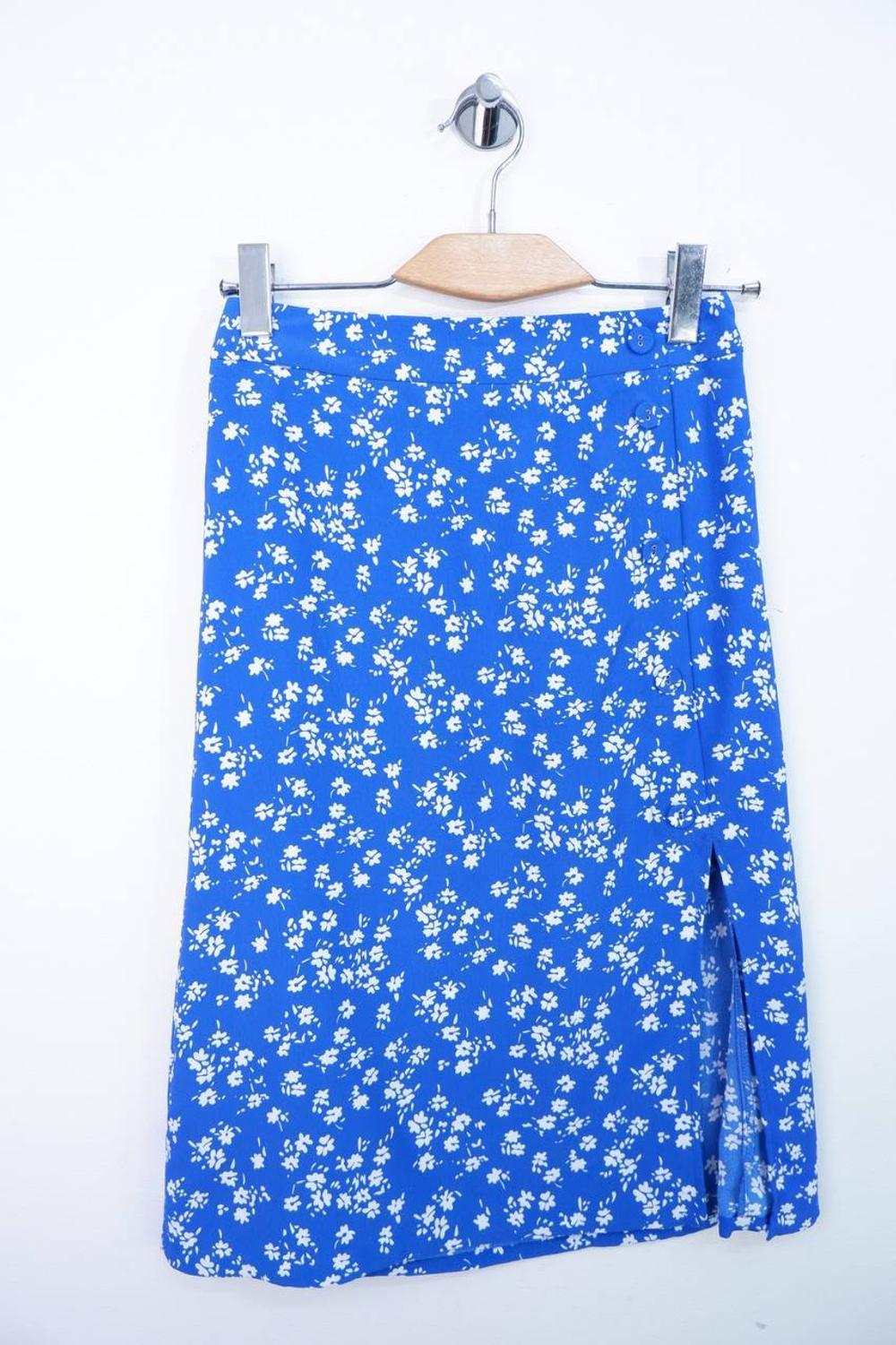 Юбка Zarina для летнего образа, визуально на 42 размер