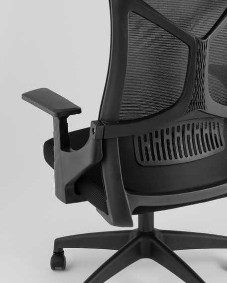 Кресло офисное TopChairs Optimo черный