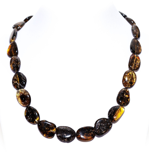 Бусы из натурального янтаря, длина 50 см, бусины до 20 на 15 мм. Зеленый янтарь с включениями