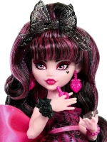 Кукла Монстер Хай Дракулаура Monster Ball HNF68