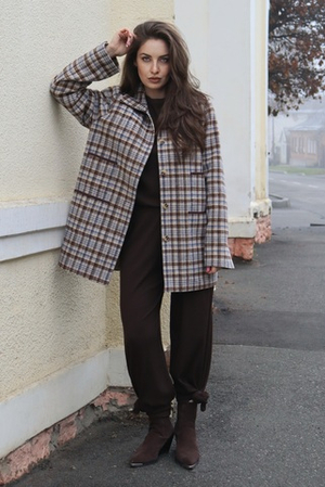 Пиджак в клетку со съемным воротником