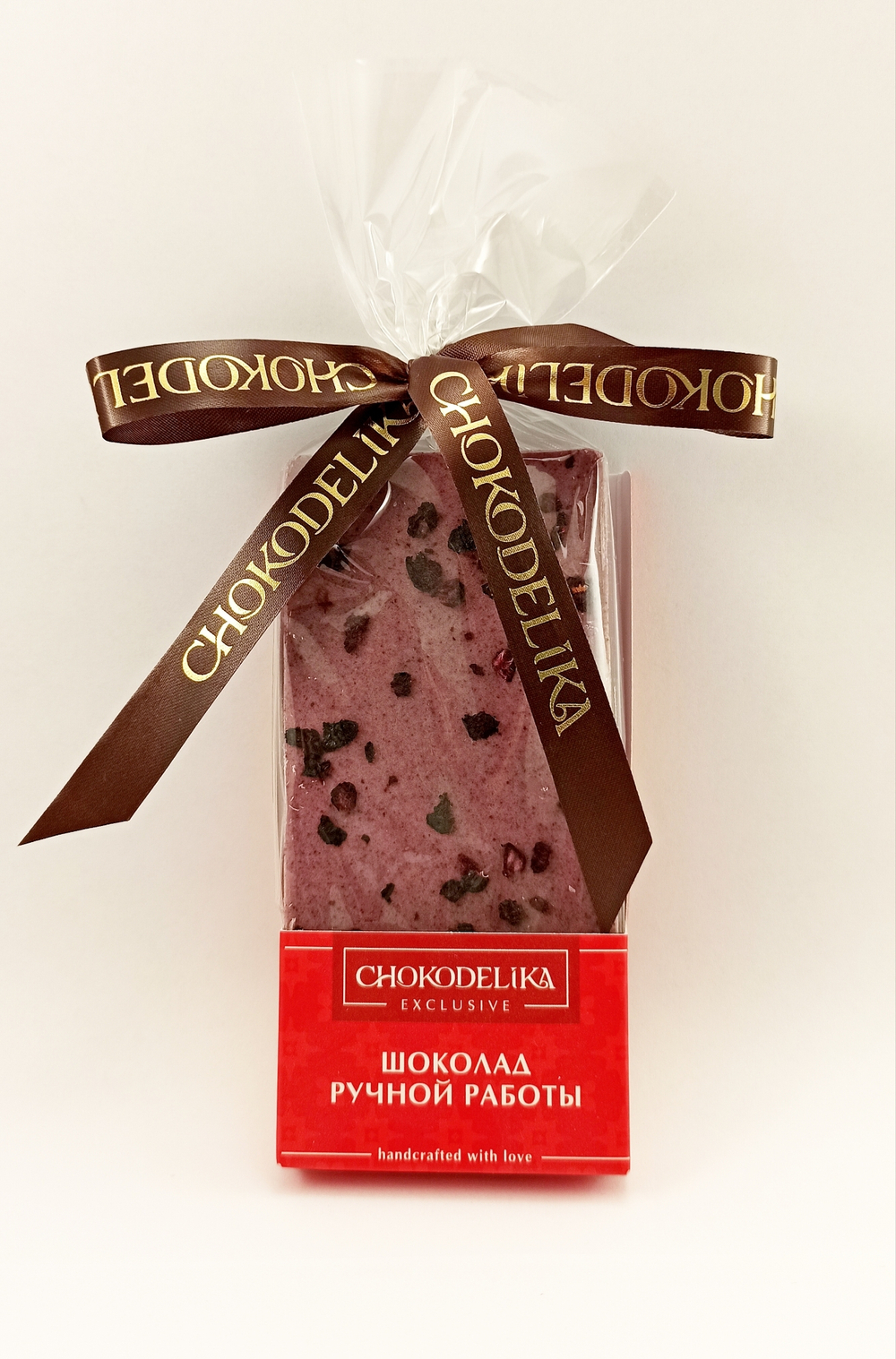 Шоколад белый "Черносмородиновый"