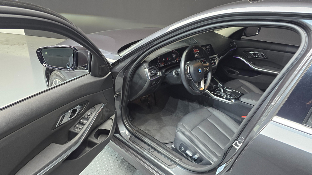 BMW 3 серии (G20) 320i