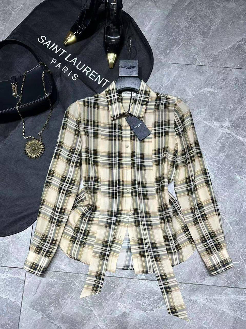 Рубашка Yves Saint Laurent