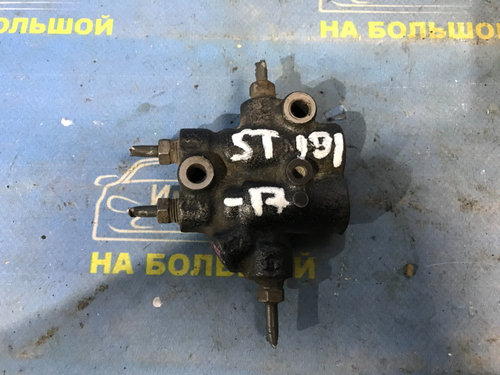 Распределитель тормозной TOYOTA CORONA 1994