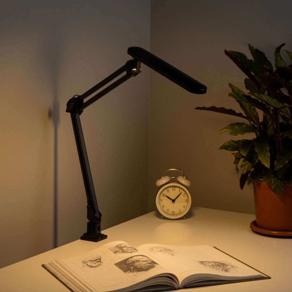 Настольный светильник ЭРА NLED-441-7W-BK светодиодный на струбцине черный