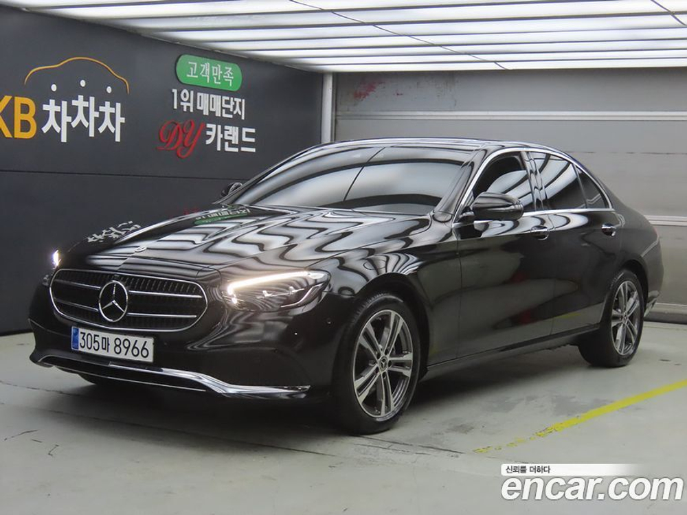Mercedes-Benz E-Class W213 E250 Avangarde (08.2023)