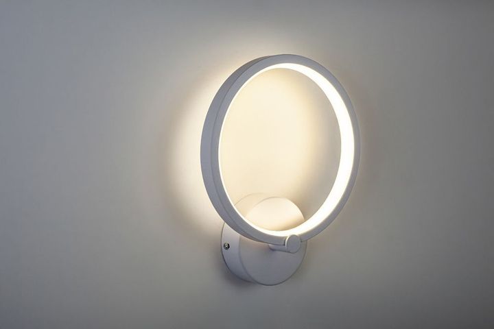 Настенный светильник Escada 10207/S