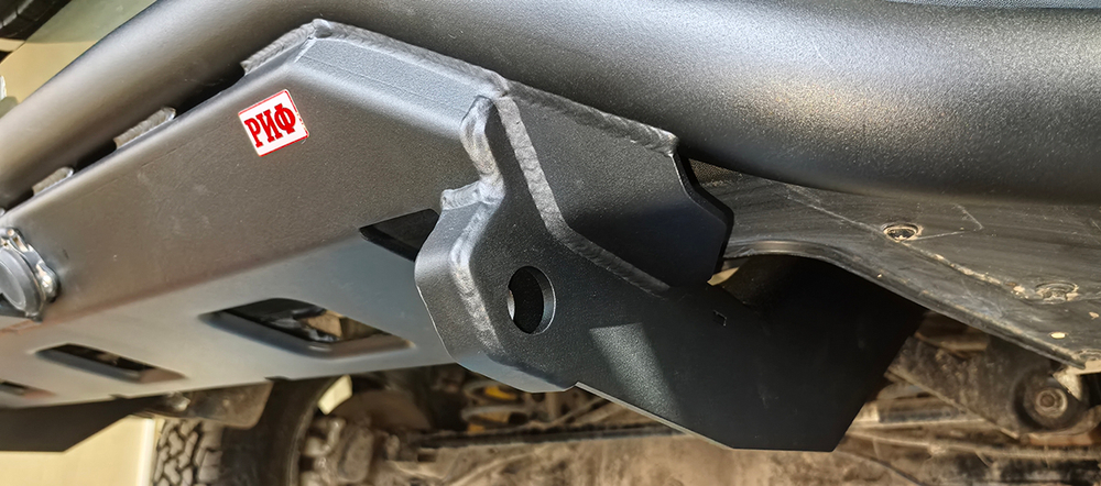 Бампер задний силовой/защита штатного бампера TANK 400 c квадратом под фаркоп РИФ