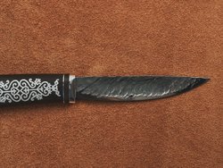 Якутский нож "Амга", сталь Х12МФ, рукоять черный мореный граб / орнамент