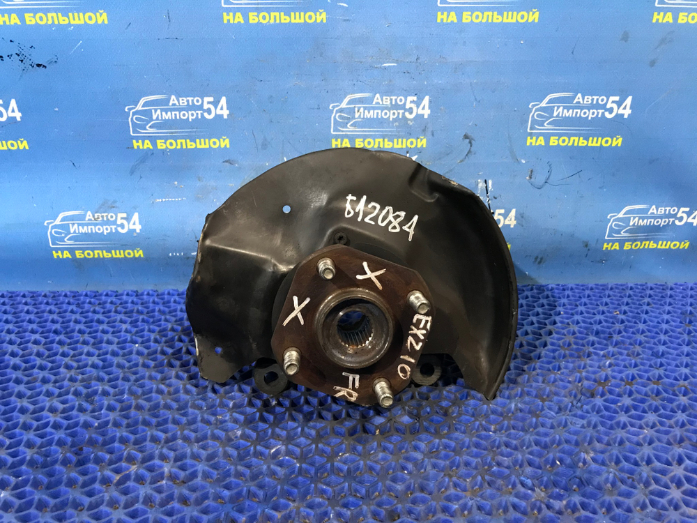 Ступица передняя правая TOYOTA RAUM 1997-2003