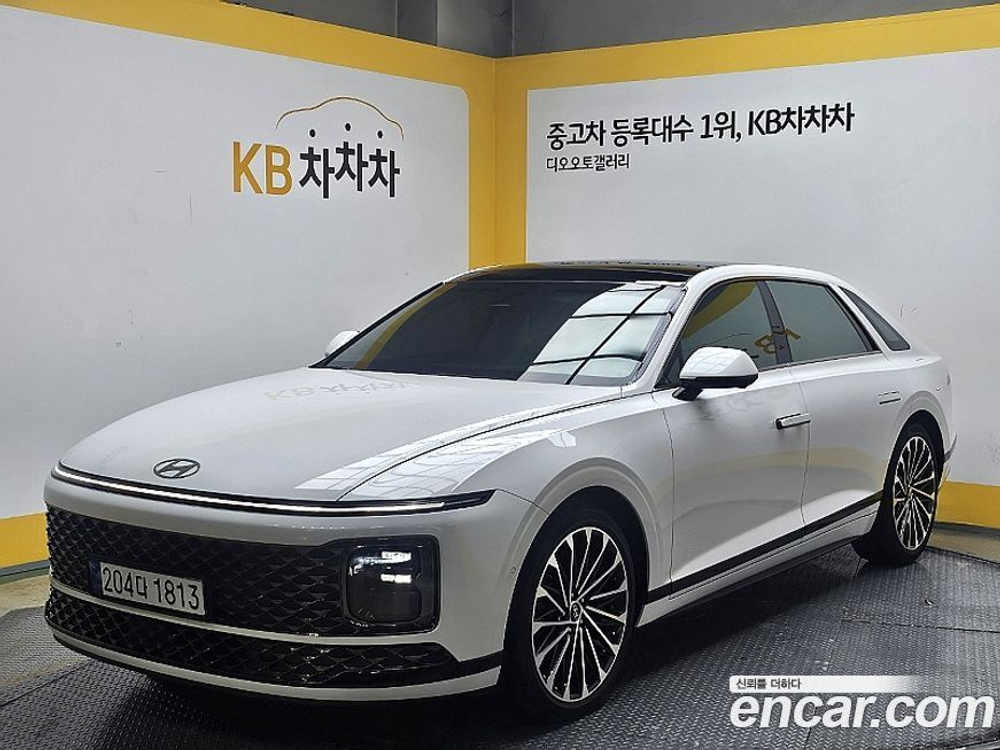 Hyundai Grandeur (Azera) Hybrid (GN7) Calligraphy (04.2023)
