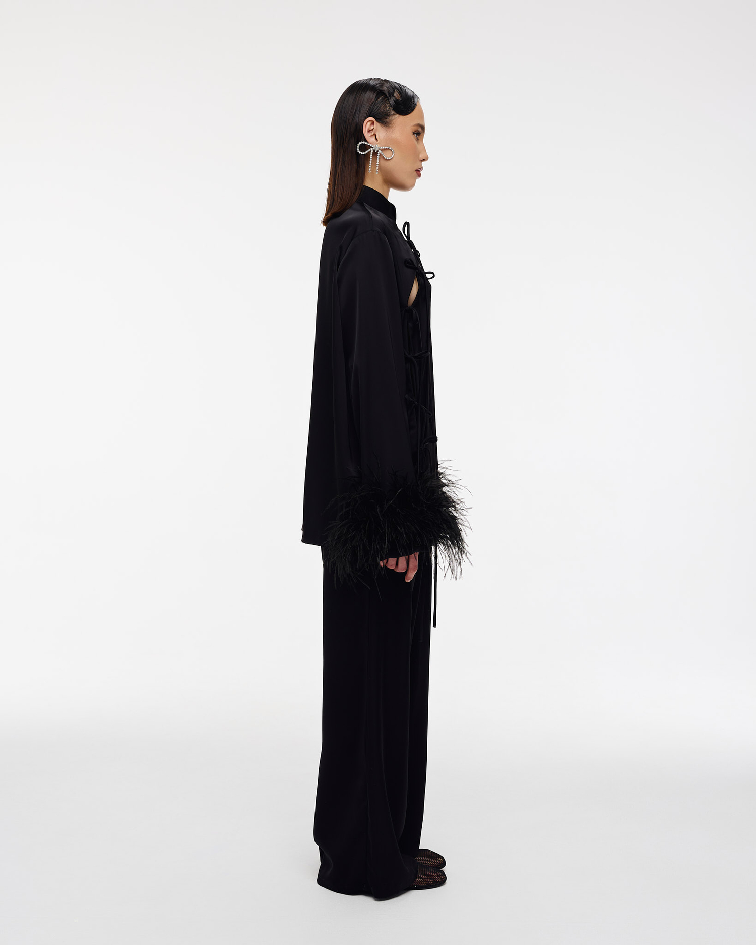 Костюм Lotus (Лотос) с перьями черный