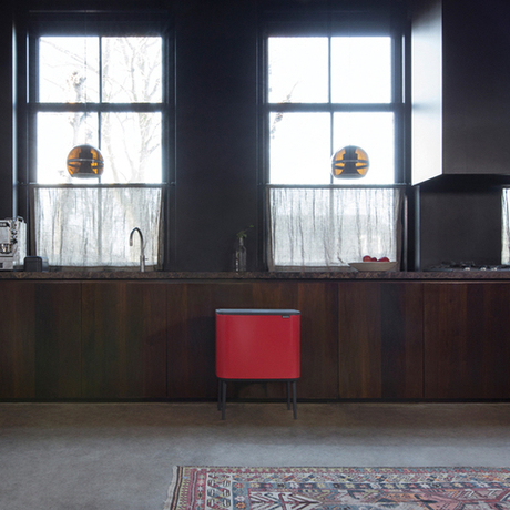 Мусорный бак Bo Touch Bin 36л Brabantia Пламенно-красный