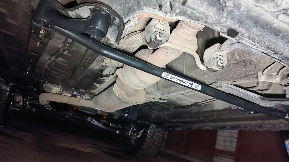 Распорка передняя нижняя Chery Tiggo 4 Pro (ПОД ЗАКАЗ)