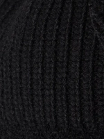 Черная шапка для девочки на осень