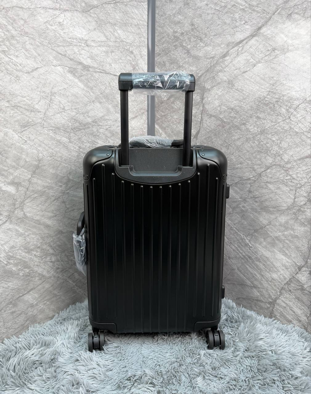 Чемодан Rimowa