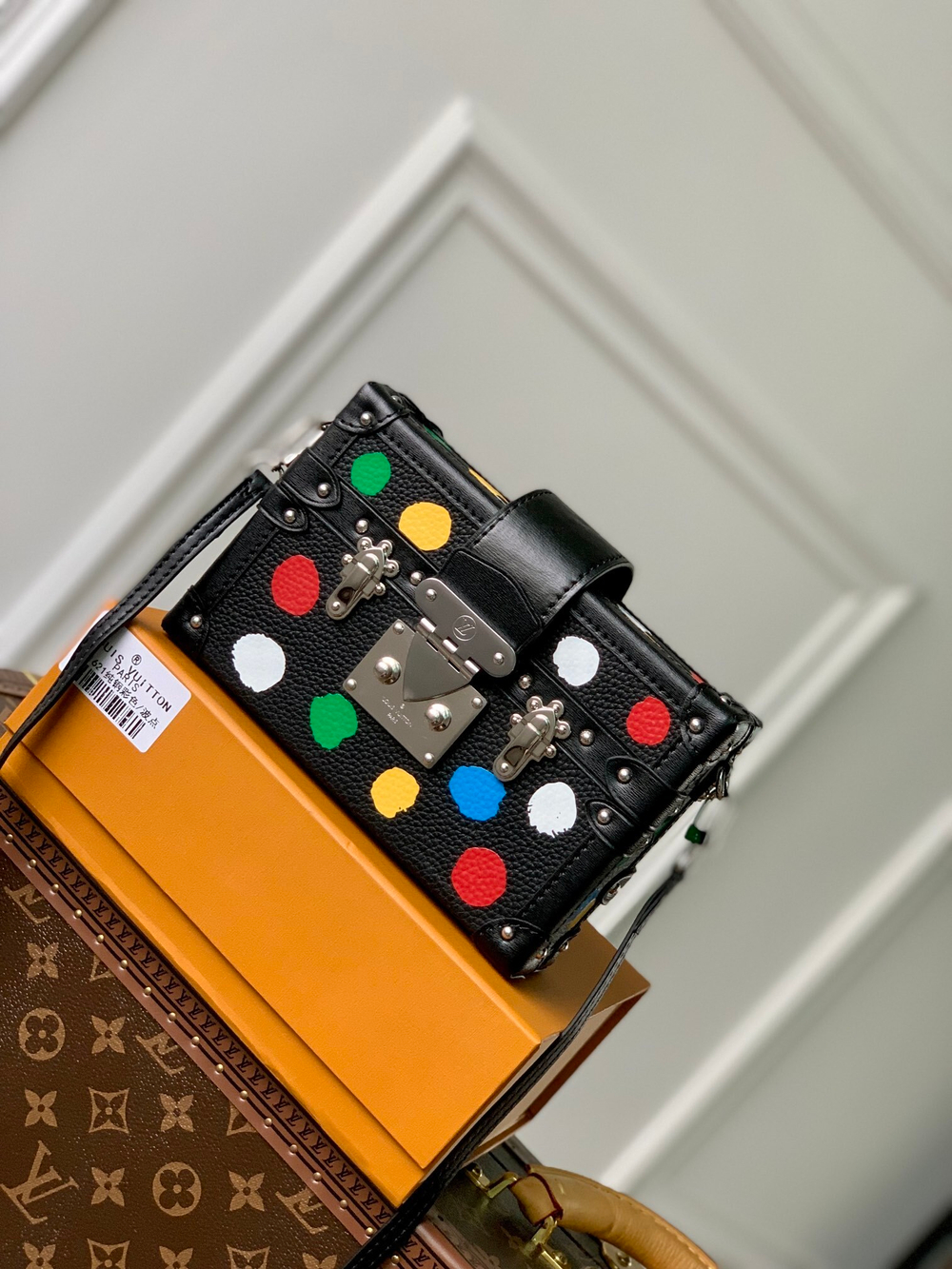 Louis Vuitton Petite Malle