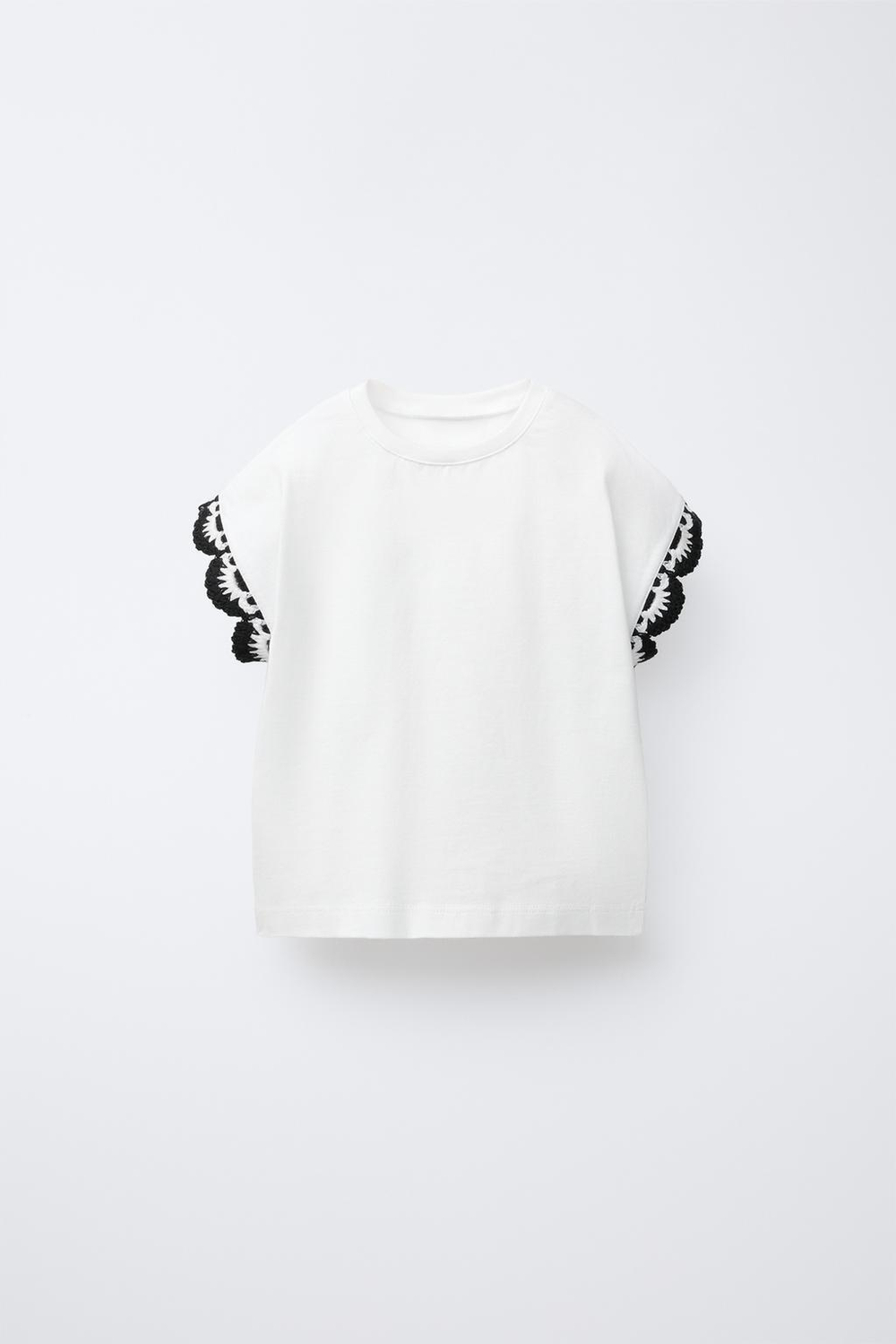 ZARA ФУТБОЛКА С РУКАВАМИ ИЗ КРУЖЕВА КРОШЕ, БЕЛЫЙ/ЧЕРНЫЙ