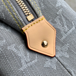 Louis Vuitton Pochette Cosmetique GM