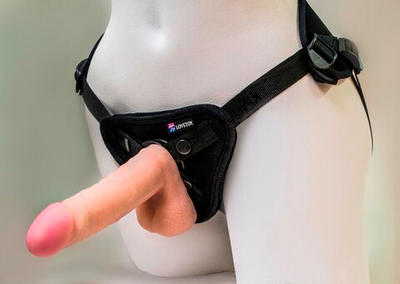 Страпон-трусики с двумя сменными насадками Uni Strap 6'' (Цвет: черный с телесным и фиолетовым)