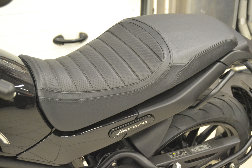 Benelli Leoncino 500