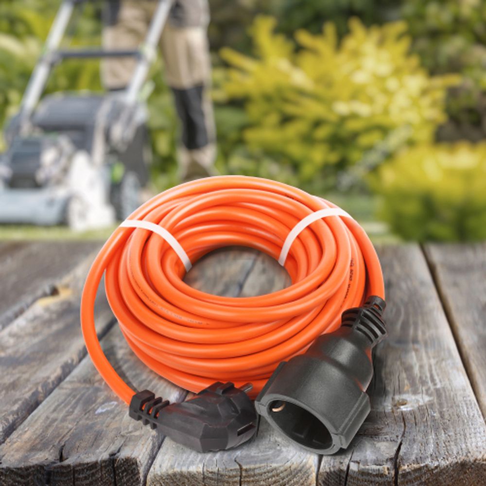 Удлинитель силовой ЭРА UPx-1e-3x1.5-10m в бухте c заземлением 1 розетка 10м ПВС 3х1.5мм2