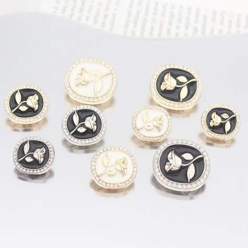 Пуговица 70216