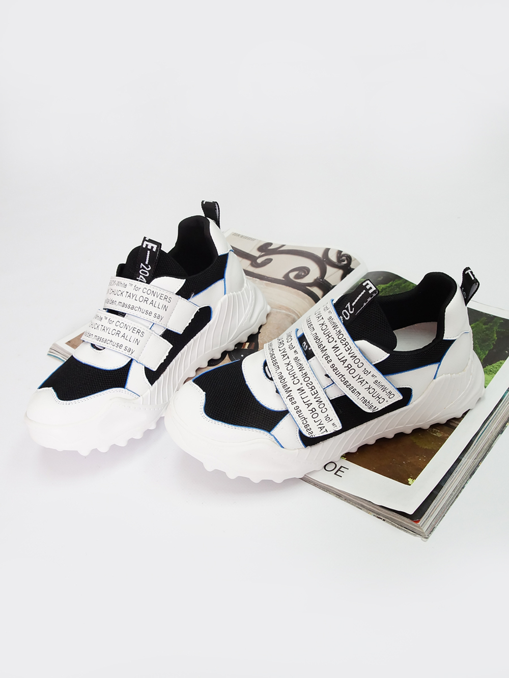 Кроссовки женские демисезонные