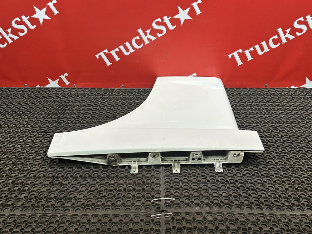 Продолжение двери левой