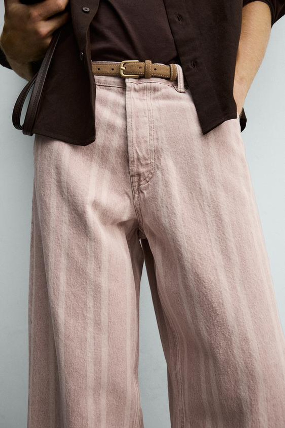 ZARA ДЖИНСЫ RELAXED FIT В ПОЛОСКУ С ПРИНТОМ, РОЗОВЫЙ