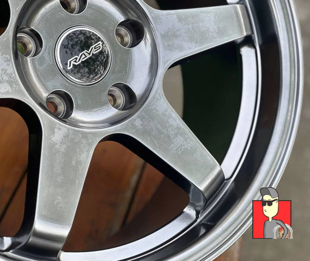 Комплект дисков Rays TE37 17x8.5 et30 5x114.3