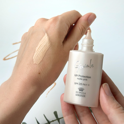 Омолаживающий санскрин и тональная основа 2 в 1 SPF28/PA++ HERMOSA Serieux Geniale UV Protection