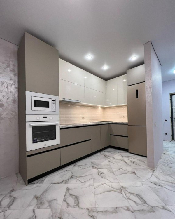 Примеры современных дизайнов кухонь из интернета