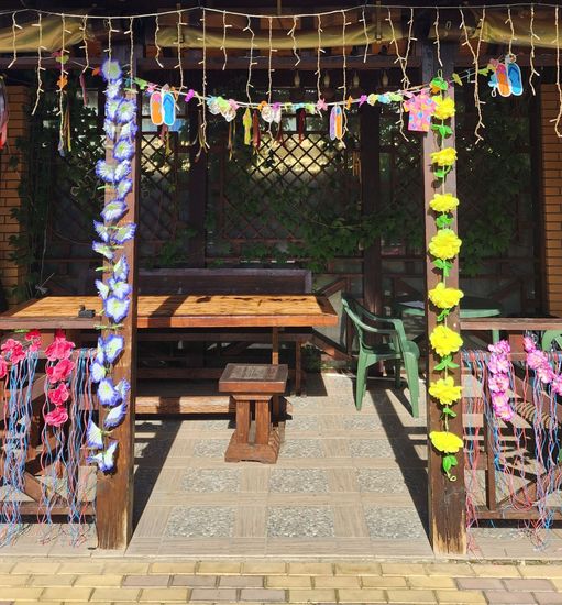 Гирлянда из цветов крупных, темно-розовая