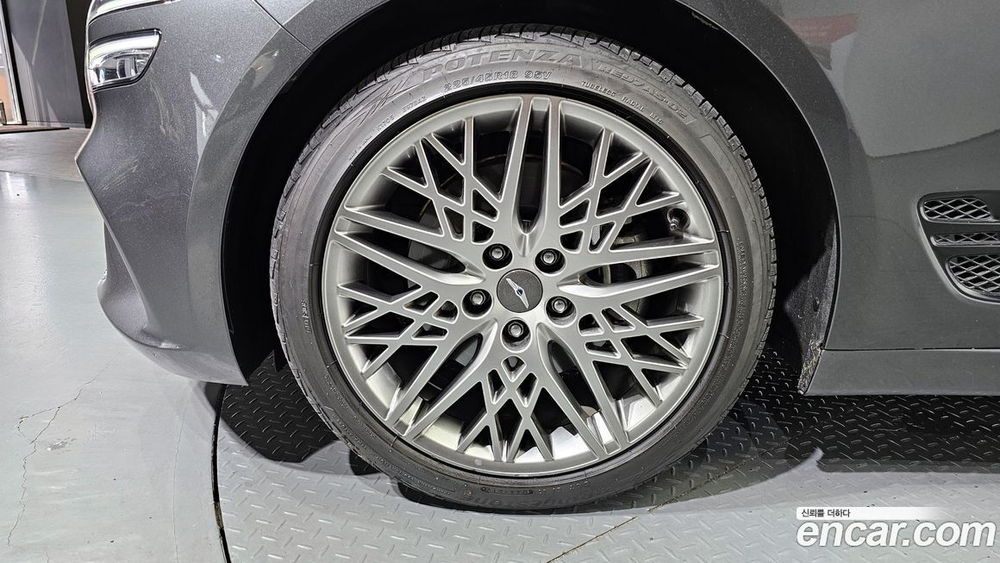 Genesis The New G70 Бензин 2.0T 2WD (01.2021)