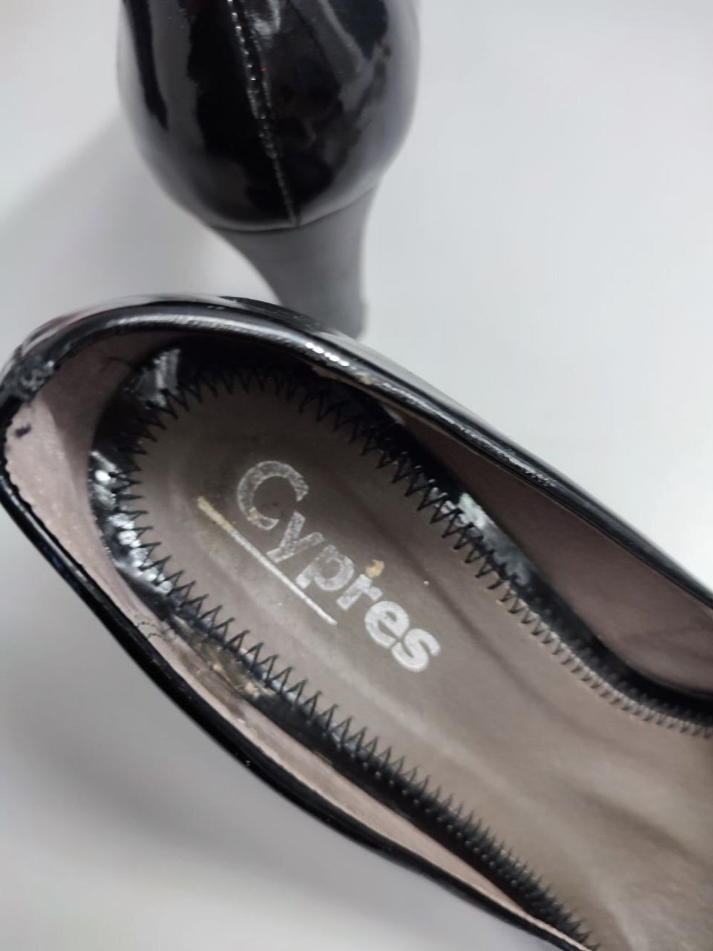 Туфли Cypres кожаные 37 размер