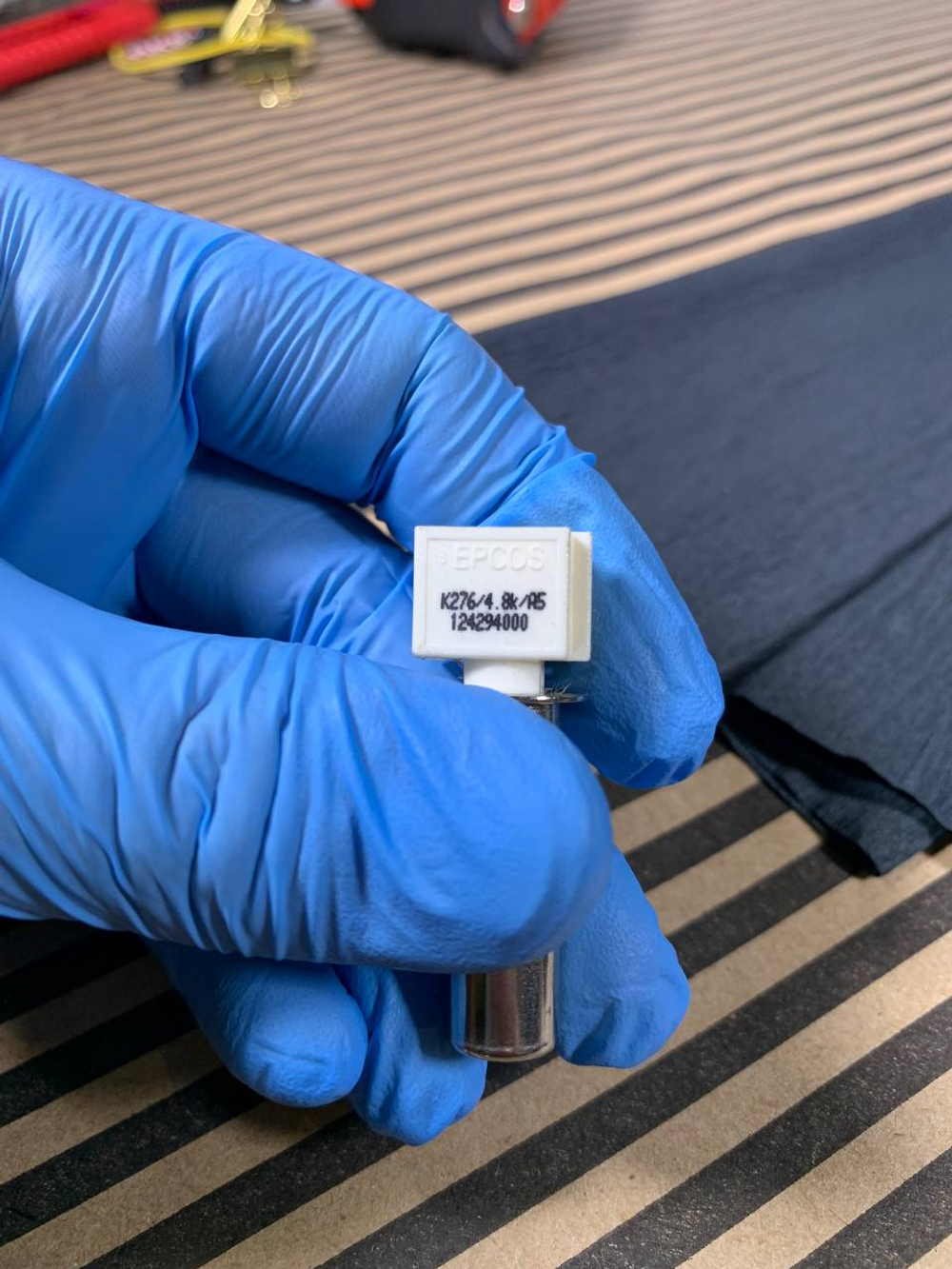 Термодатчик в тэн для стиральной машины 4,8 kOm белый