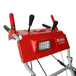 Ресанта СБ 4100ПФ бензиновый снегоуборщик 7 л.с. ковш 56 см, выброс 15 м, 6 вперед/2 назад 70/7/31