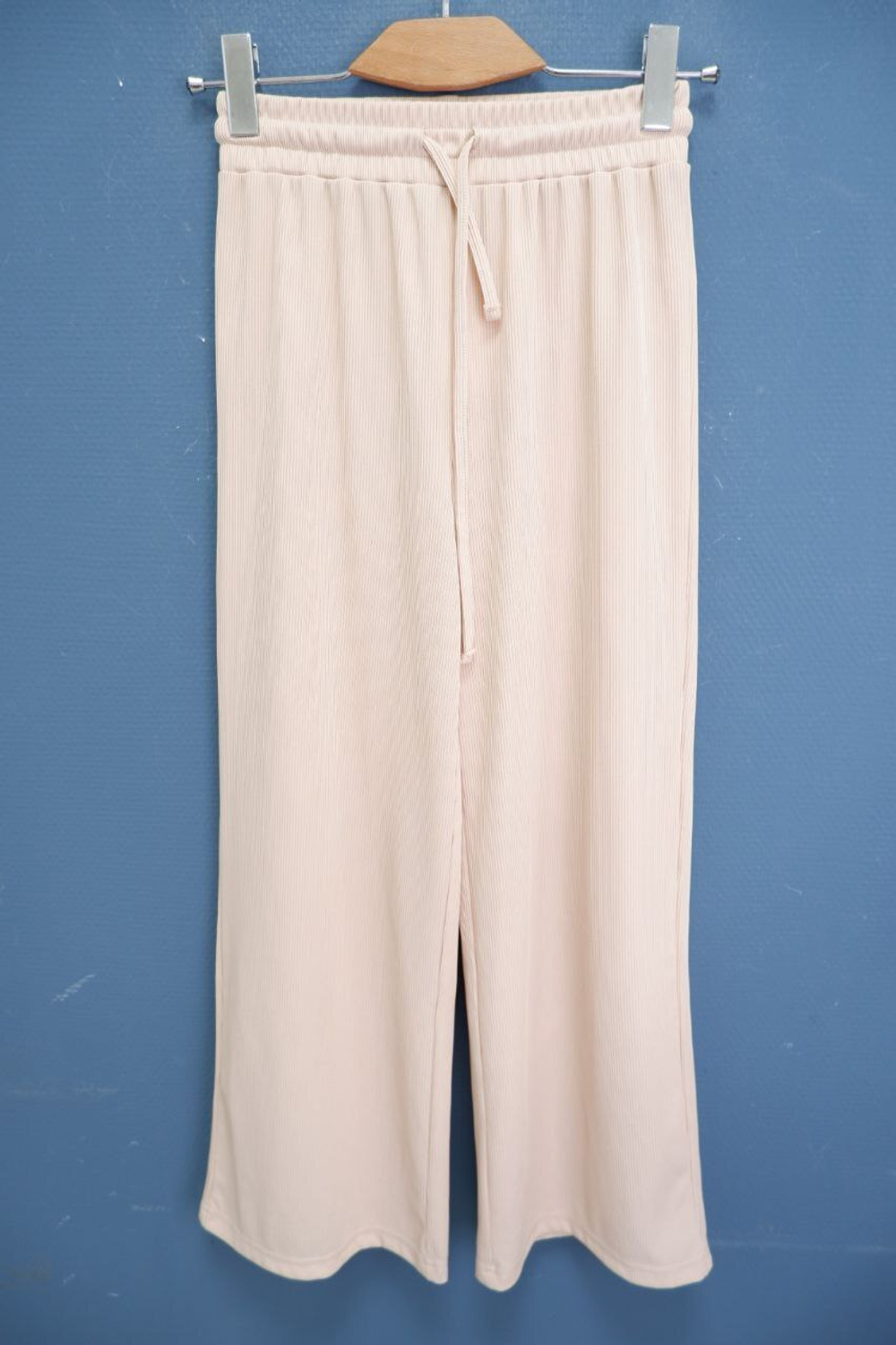 Брюки модные 44 размер