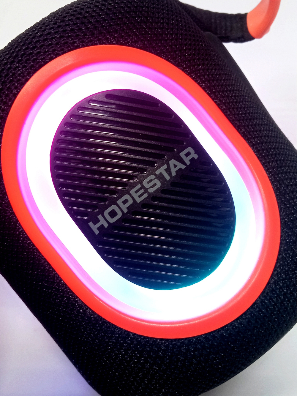 Беспроводная колонка Hopestar P68 Led light