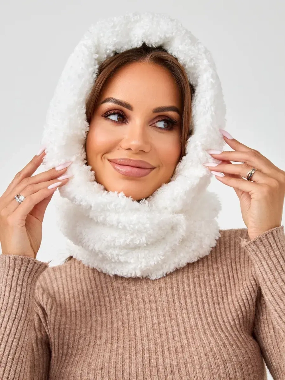 Капор зимний вязаный капюшон на флисе