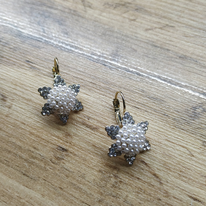 Серьги на франц.заст. Солнышко цвет белый стразы металл золотистый