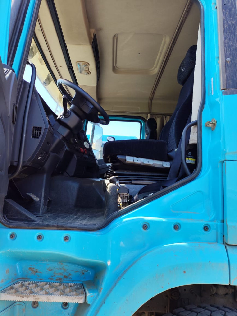 Shacman (Shaanxi) SX* 8x4 Самосвал SX33186V366 (Дизельный, 11,6 л, 423 л.с., МТ)