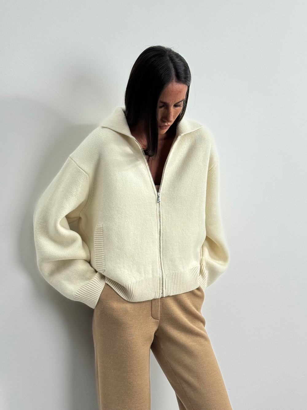 Бомбер DEEMA, молочный